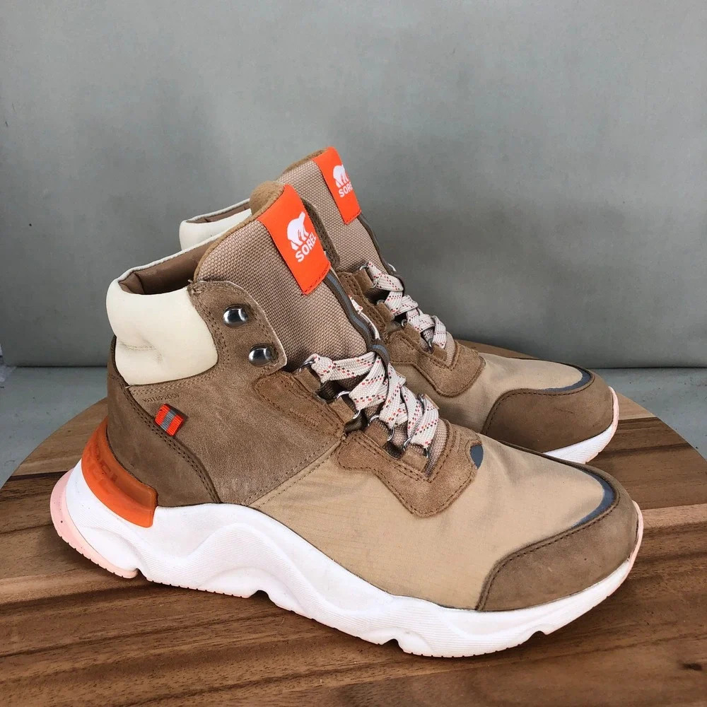 Sorel Kinetic RNEGD Sport Boots Womens Size 10 Tan Orange Waterproof NL4400-253